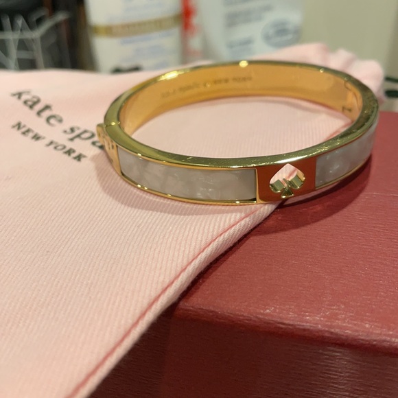 Brand new Kate Spade spade bangle - Picture 4 of 9